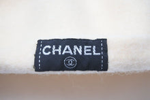 Load image into Gallery viewer, 新品同様 CHANEL シャネル ヴィンテージ ベレー帽 ウール オフホワイト 中古 44447