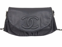 Load image into Gallery viewer, CHANEL シャネル ハーフムーン マトラッセ チェーンショルダーバッグ A50987 14番台 キャビアスキン ブラック 美品 中古 44599