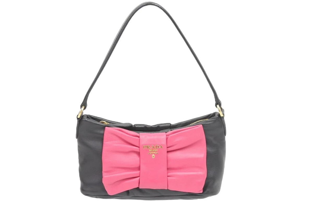 PRADA プラダ リボン ワンショルダーバッグ ポシェットポーチ ハンドバッグ A9378B レザー ブラック ピンク 中古 美品 44691