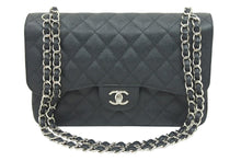 Load image into Gallery viewer, 新品同様 シャネル CHANEL デカマトラッセ Wフラップ Wチェーン ショルダーバッグ キャビアスキン 黒 中古 シルバー金具 44731