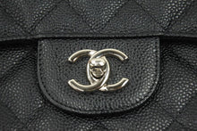 Load image into Gallery viewer, 新品同様 シャネル CHANEL デカマトラッセ Wフラップ Wチェーン ショルダーバッグ キャビアスキン 黒 中古 シルバー金具 44731