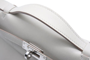 新品同様 HERMES エルメス C刻印 ハンドバッグ ポシェットケリー グリスパール(パールグレー) スイフト シルバー金具 中古 44812