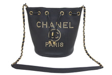 Load image into Gallery viewer, CHANEL シャネル ドーヴィル チェーンショルダーバケツバッグ 28番台 グレインドカーフ ブラック ゴールド金具 美品 中古 45309