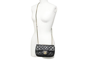 CHANEL シャネル ミニマトラッセ 18 ブラック ゴールド金具 19番台 ラムスキン ショルダーバッグ 美品 中古 45329