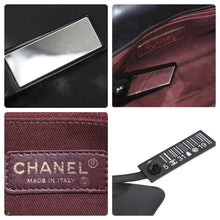 Load image into Gallery viewer, CHANEL シャネル ミニマトラッセ 18 ブラック ゴールド金具 19番台 ラムスキン ショルダーバッグ 美品 中古 45329