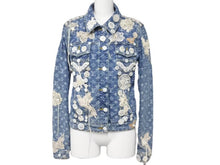 Load image into Gallery viewer, LOUIS VUITTON ルイヴィトン 36 総柄モノグラム ボタン装飾 デニムジャケット RW071W WKVB02CF7 インディゴ 美品 中古 45350