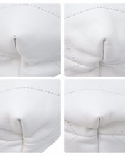 Load image into Gallery viewer, 22年完売品 CHANEL シャネル トートバッグ スモールオール22 ホワイト系 カーフ 牛革 美品 中古 45493