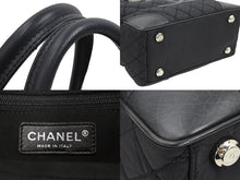 Load image into Gallery viewer, CHANEL シャネル パリニューヨークライン マトラッセ ココマーク トートバッグ 12番台 ナイロン レザー 美品 中古 45522