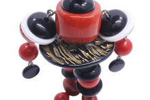 Load image into Gallery viewer, プラダ PRADA archive キーホルダー メタル レッド チャーム 特大 キーリング バッグチャーム 美品 中古 45621