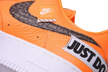 Load image into Gallery viewer, 新品同様 NIKE ナイキ AIR FORCE 1 07 PRM JDI エアフォース1 AR7719-800 サイズUS10.5 オレンジ 中古 45640