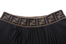 Load image into Gallery viewer, FENDI フェンディ プリーツスカート ロング ブラック サイズ36 FQ7135 A5WC F0GME/BLACK FFロゴバンド レディース 美品 中古 45664