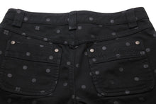 Load image into Gallery viewer, 極美品 LOUIS VUITTON ルイ・ヴィトン ドット ショート デニム パンツ ブラック 黒 水玉 柄 ロゴ サイズ36 中古 45706