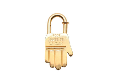 HERMES エルメス ANNEE DE LA MAIN カデナ ハンド 真鍮 ゴールド カラー 銀色 錠 トップ チャーム 2002年 良品 中古 45793
