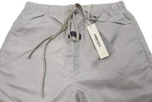 新品未使用 ESSENTIALS エッセンシャルズ TRACK PANT トラックパンツ DESERT TAUPE ボトムス ナイロン ベージュ サイズM 45832