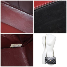 Load image into Gallery viewer, CHANEL シャネル ヴィンテージ ショルダーバッグ ミニマトラッセ 1番台 レザー ブラック ゴールド金具 良品 中古 45839