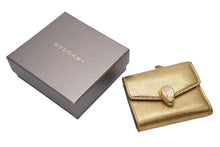 Load image into Gallery viewer, BVLGARI ブルガリ セルペンティ フォーエバー 二つ折り財布 コインケース スネークヘッド 蛇 レザー ゴールド 美品 中古 45895
