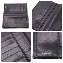 Load image into Gallery viewer, CHANEL シャネル ヴィンテージ エナメル長財布 ココマーク ブラック フランス製 6番台 中古 45903