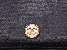 Load image into Gallery viewer, CHANEL シャネル ヴィンテージ ココマーク長財布 11番台 ブラック ゴールド金具 良品 中古 45906
