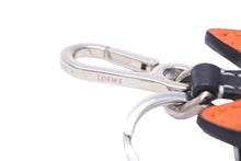 Load image into Gallery viewer, LOEWE ロエベ レザー キツネ 動物 ストラップ チャーム オレンジ ホワイト 美品 中古 45912 正