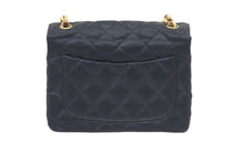 Load image into Gallery viewer, CHANEL シャネル ミニマトラッセ チェーンショルダーバッグ ココマーク 14番台 サテン ブラック ゴールド金具 良品 中古 45919