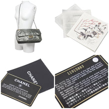 Load image into Gallery viewer, CHANEL シャネル 2.55ライン チェーン ショルダーバッグ ロゴ パンチング Wチェーン 鞄 ゴールド 11番台 中古 45924