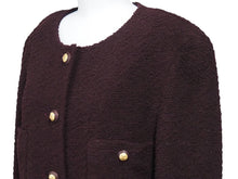 Load image into Gallery viewer, CHANEL シャネル ツイードノーカラージャケット ボルドーゴールド ココマークボタン 表記なし 美品 中古 45939