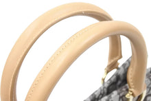 Load image into Gallery viewer, Christian Dior クリスチャンディオール トロッター 柄 ハンドバッグ ロゴ キャンバス レザー BO C 0072 ベージュ 美品 中古 45965