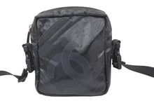 Load image into Gallery viewer, CHANEL シャネル ショルダーバッグ ココマーク スポーツライン 11番代 ブラック ライトグレー 中古 46000