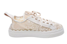 Load image into Gallery viewer, CHLOE クロエ ローレン レースカバー レザースニーカー ローカット ロゴメッシュ CHC19U108D26J1 ベージュ 美品 中古 46011