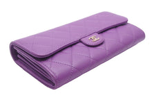 Load image into Gallery viewer, 極美品 CHANEL シャネル ロングフラップ ウォレット マトラッセ 長財布 ココマーク 31番台 カーフスキン パープル 中古 46023