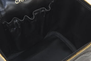 CHANEL シャネル ヴィンテージ バニティバッグ キャビアスキン ココマーク 6番台 ブラック ゴールド金具 美品 中古 46136