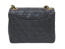 Load image into Gallery viewer, CHANEL シャネル ヴィンテージ ミニマトラッセチェーンショルダーバッグ 3番台 ブラック ゴールド金具 美品 中古 46143