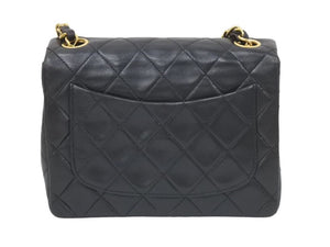 CHANEL シャネル ヴィンテージ ミニマトラッセチェーンショルダーバッグ 3番台 ブラック ゴールド金具 美品 中古 46143