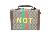 Load image into Gallery viewer, GUCCI グッチ 2020AW Fake Not Print Medium Suitcase フェイクノットプリントミディアムスーツケース 2WAYバッグ 美品 中古 46201