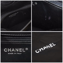 Load image into Gallery viewer, CHANEL シャネル フラップバッグ 2WAYバッグ ショルダーバッグ 26番台 ロゴプレート ラムスキン 美品 中古 46237