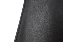 Load image into Gallery viewer, 極美品 JIL SANDER ジルサンダー フォンケース ショルダーバッグ レザー ブラック ロゴ 携帯ケース スマホケース 中古 46424