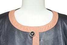 Load image into Gallery viewer, CHANEL シャネル アウター レザージャケット ココボタン P30539V03878 07P ラムレザー ブラック ピンク サイズ36 良品 中古 46442