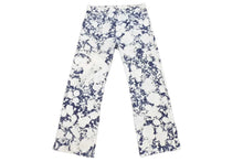 Load image into Gallery viewer, Louis vuitton ルイヴィトン 19SS ポピードロシー フレア デニム パンツ ブリーチ HGD93WLVE ブルー サイズ28 美品 中古 46458