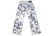 Load image into Gallery viewer, Louis vuitton ルイヴィトン 19SS ポピードロシー フレア デニム パンツ ブリーチ HGD93WLVE ブルー サイズ28 美品 中古 46458