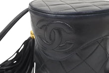 Load image into Gallery viewer, CHANEL シャネル 飯盒炊飯型 ショルダー 縦長 マトラッセ チャーム付き ミニバッグ 中古 46475