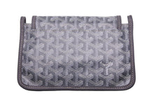 Load image into Gallery viewer, 新品同様 GOYARD ゴヤール Plumet プリュメ ショルダーバッグ 斜めがけポシェット ストラップ無し PVC レザー グレー 中古 46537