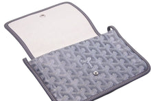 Load image into Gallery viewer, 新品同様 GOYARD ゴヤール Plumet プリュメ ショルダーバッグ 斜めがけポシェット ストラップ無し PVC レザー グレー 中古 46537
