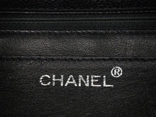 Load image into Gallery viewer, CHANEL シャネル ヴィンテージ ハンドバッグ トップハンドル 6番台 キャビアスキン ブラック シルバー金具 46568