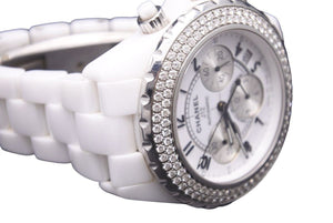 シャネル J12 時計 白 セラミック 時計 H1008 純正フルダイヤベゼル J12 クロノグラフ 41mm 美品 中古 46635