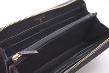 Load image into Gallery viewer, CHANEL シャネル 財布 長財布 スワロフスキー 22番 2016年 ココマークブラック ゴールド金具 美品 中古 46661