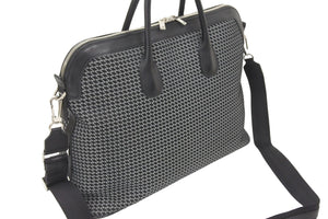 Valextra ヴァレクストラ 2WAYハンドバッグ K-VAL マイロゴ ショルダー ブラック シルバー金具 V4D43-623-0NBN-RL 美品 中古 46695