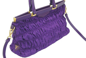 PRADA プラダ ２WAY ナイロン ハンドバッグ ショルダーバッグ パープル トライアングルプレート ゴールド金具 中古 46739