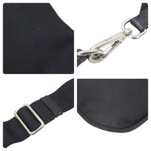 Load image into Gallery viewer, PRADA プラダ ショルダーバッグ ブラック ナイロン 三角ロゴ ロゴ プレート 中古 46742