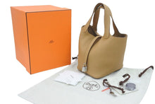 Load image into Gallery viewer, 新品未使用 エルメス ピコタンロックPM U刻印 18 トリヨンクレマンス ビスキュイ シルバー金具 ハンドバッグ 中古 46779