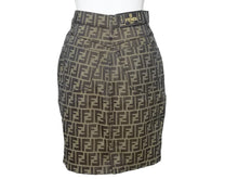 Load image into Gallery viewer, 美品 FENDI フェンディ ミニスカート タイトスカート サイズ26 ブラウン ズッカ柄 総柄 中古 46785
